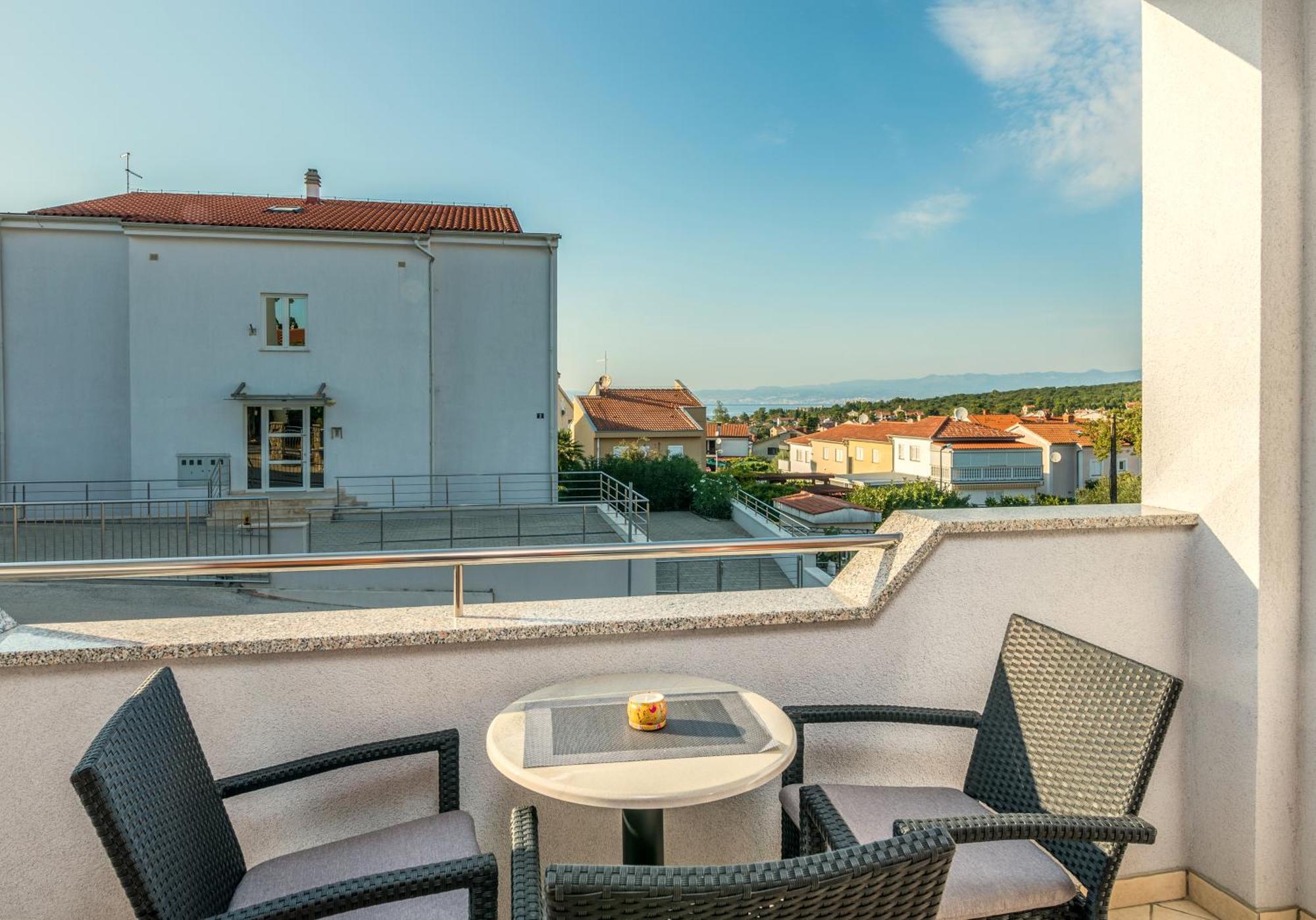 Apartments Kvarner 2 Malinska Dış mekan fotoğraf